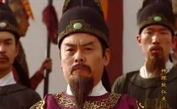 神探狄仁杰5中狄仁杰学生曾泰的饰演者须乾的个人资料