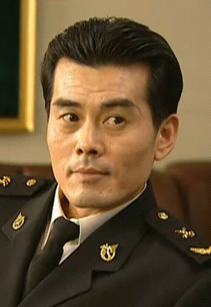 神探狄仁杰5中狄仁杰学生曾泰的饰演者须乾的个人资料