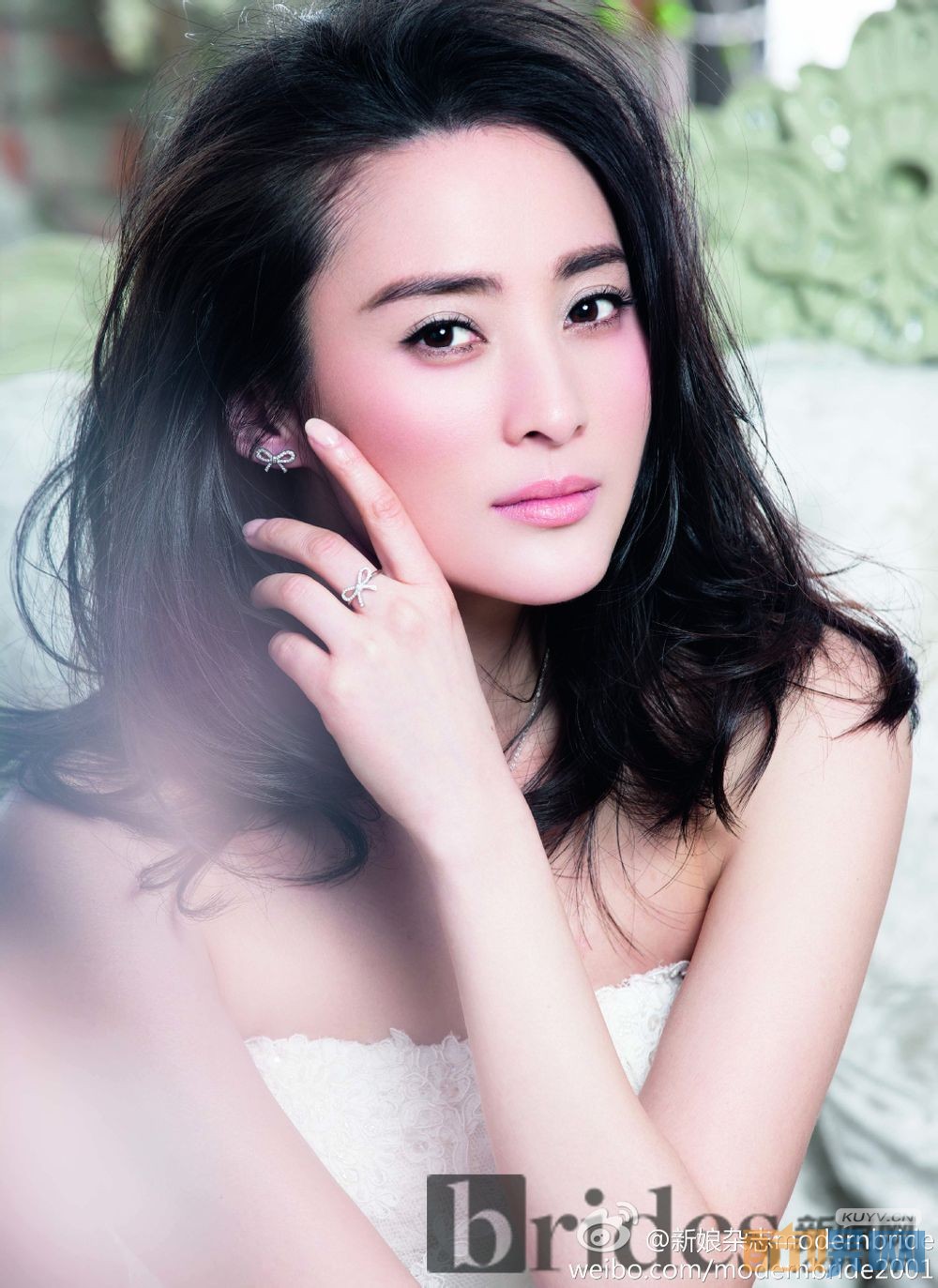蒋勤勤离婚了吗?蒋勤勤陈建斌离婚是真的吗?蒋勤勤离婚原因是什么?
