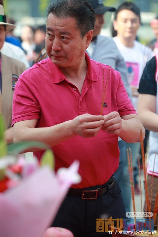 爱我就别想太多片场照