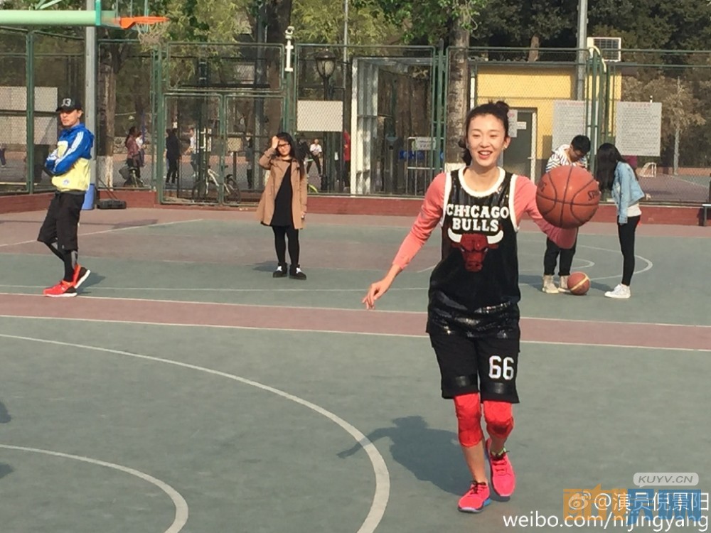 夏至未至闻人老师是谁演的 夏至未至闻人老师的扮演者倪景阳个人资料、写真、生活照欣赏