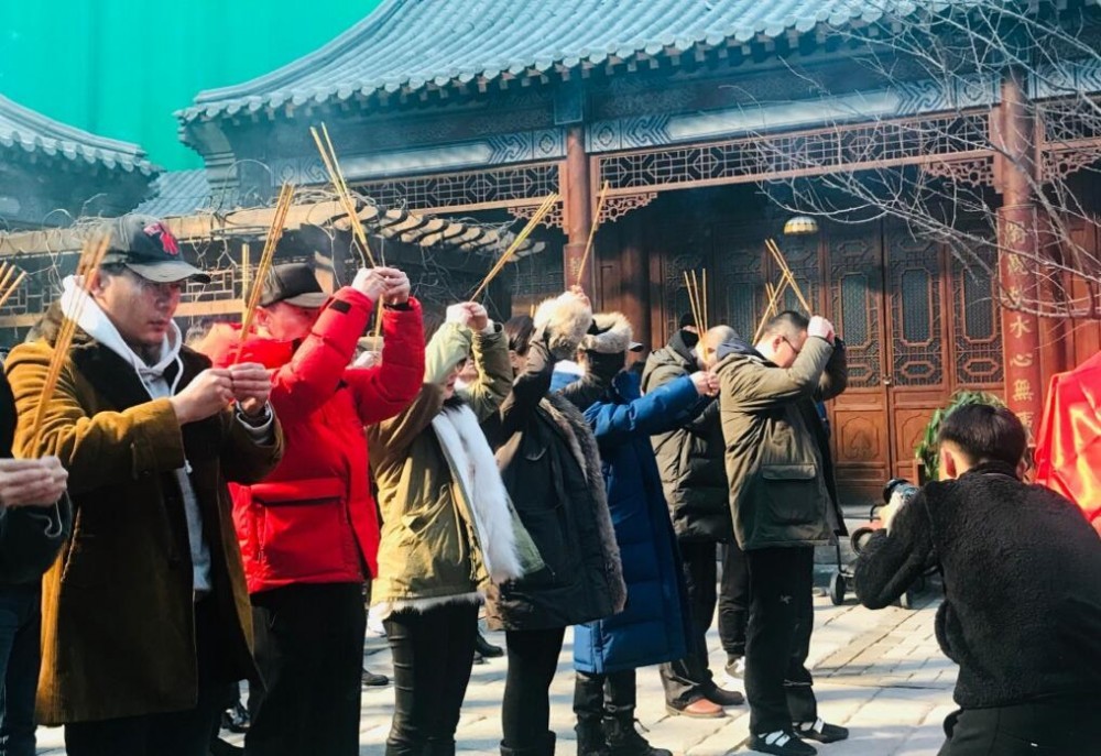 光荣时代片场照