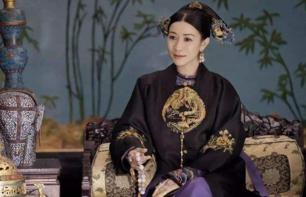 《封神演义》:妲己身上很有娴妃体质，同样是黑化为什么妲己这么精致